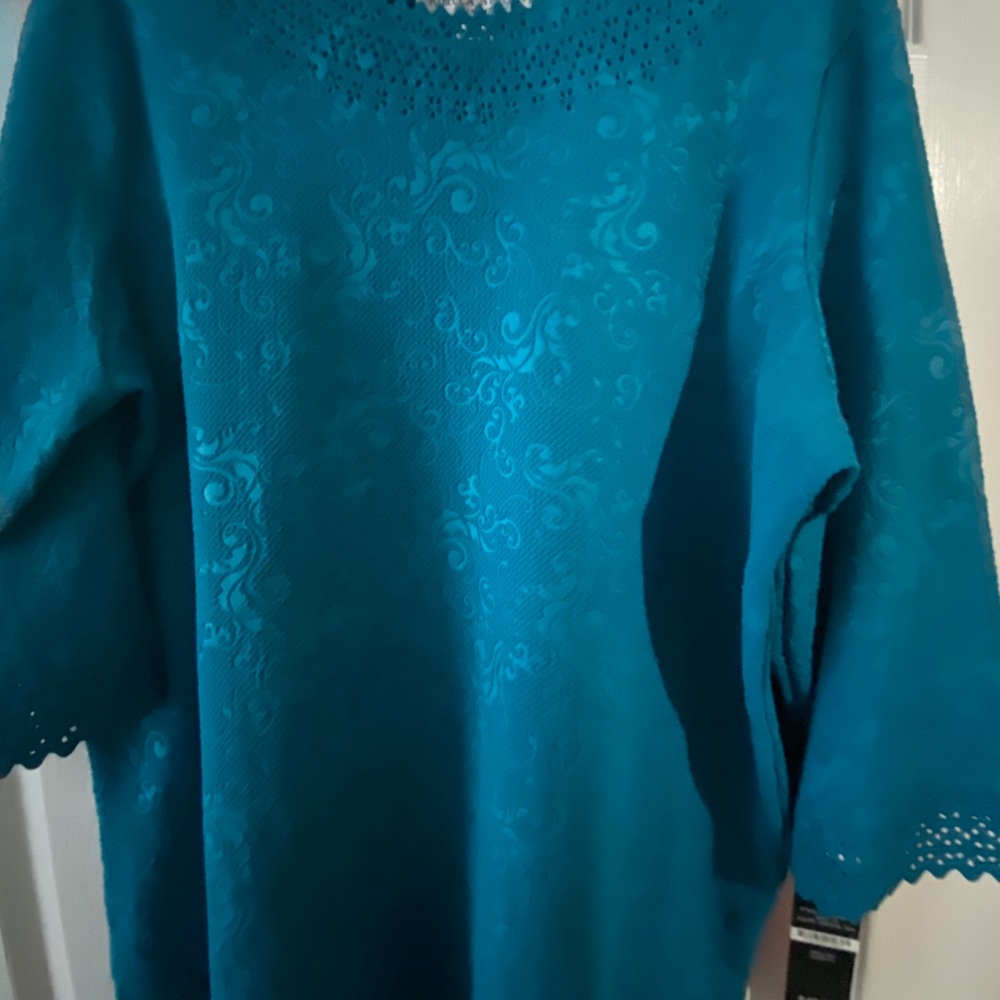 Women’s Top